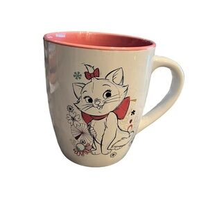 Disney Aristocats 25 Ounce Mug Pink Interior